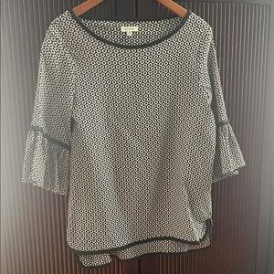 Max Studio Black and White Geometric Blouse